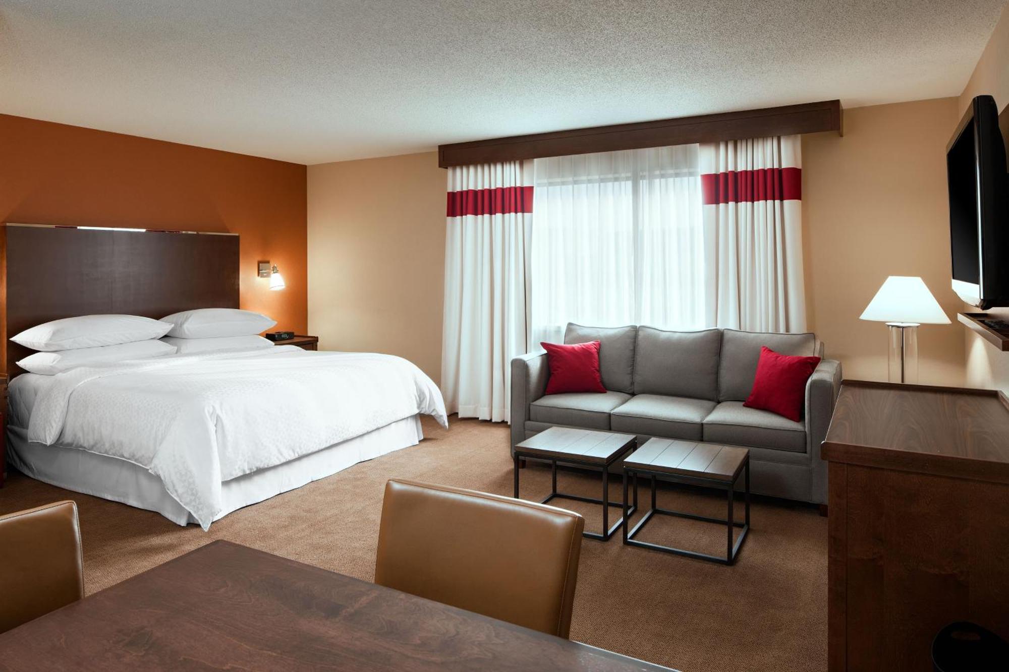 Four Points By Sheraton Edmundston Hotel & Conference Center Exteriör bild