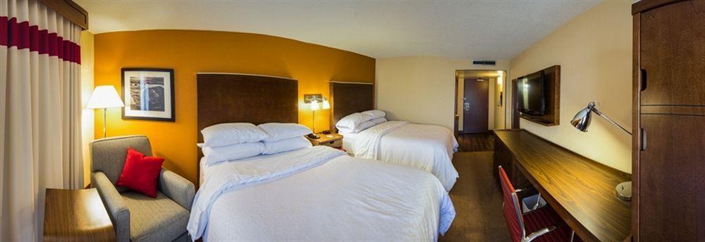 Four Points By Sheraton Edmundston Hotel & Conference Center Exteriör bild