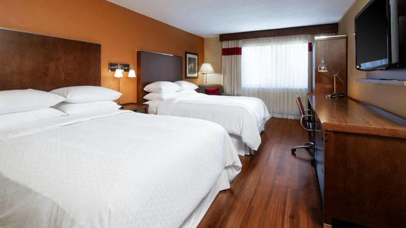 Four Points By Sheraton Edmundston Hotel & Conference Center Exteriör bild